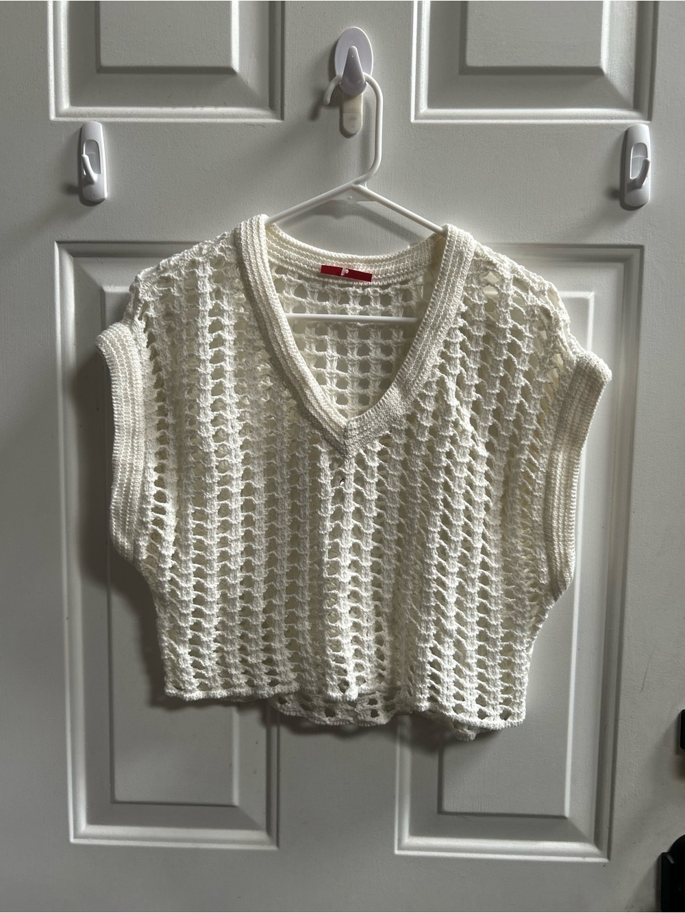 Cream Crochet Knit V-Neck Cropped Sweater Vest Sz M - Picture 7 of 13